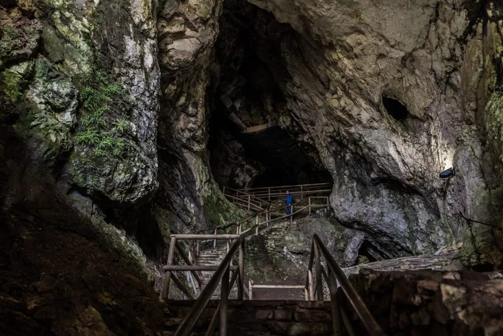 Treppe der Burg Predjama