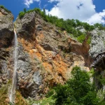 Cascade de la vallée de Logar